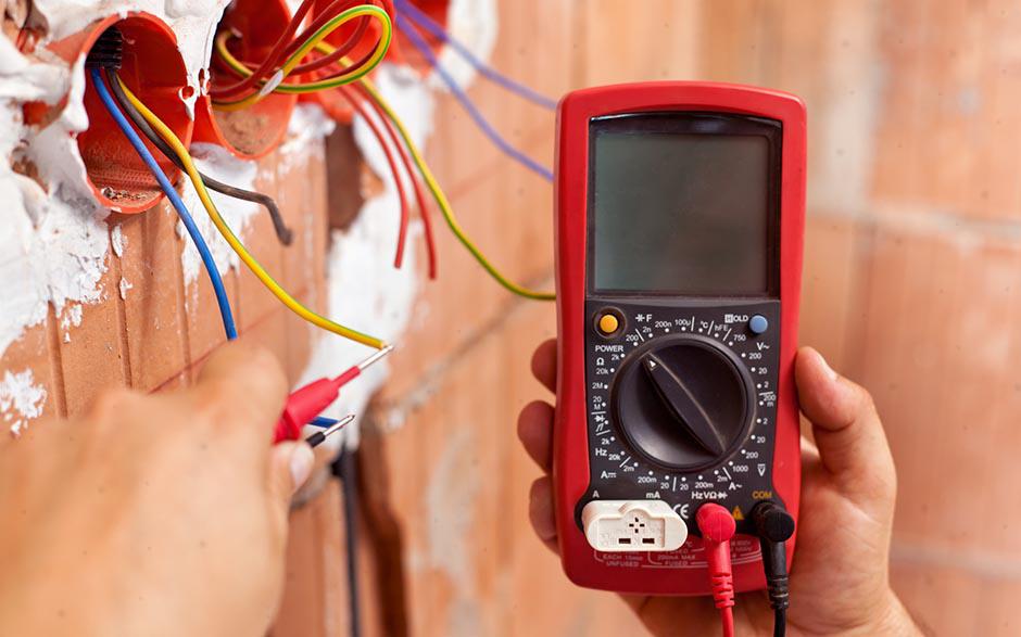 prix d'un électricien Magnanville
